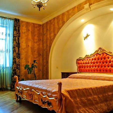 Apartment Na Rynok Square Liov Exterior foto